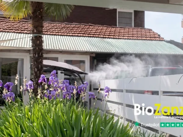 Ugelli antizanzare discreti lungo le aiuole del giardino
